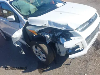 2013 Ford Escape SE с VIN 1FMCU0GX3DUA30530, выставлен на аукционе IAAI как лот 40820332 с пробегом 157 350 миль миль и . История ставок и продаж доступна на DreamBid. Изображение 6.