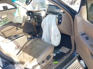 2000 Ford Explorer Eddie Bauer with VIN 1FMDU84P6YZB77943, listed as a IAAI auction lot 40303953 with Not provided miles and . Bid and sale history available at DreamBid. Image 5.
