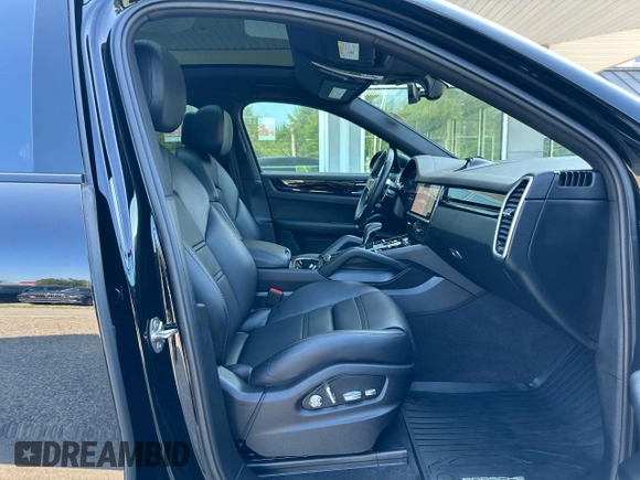 2021 Porsche Cayenne with VIN WP1BA2AY1MDA41949, listed as a Copart auction lot 65294325 with 109,343 mi miles and Clean title. Bid and sale history available at DreamBid. Image 5.