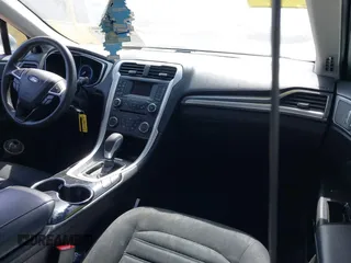 2016 Ford Fusion SE Hybrid with VIN 3FA6P0LU0GR397830, listed as a IAAI auction lot 41785627 with 185,988 mi miles. Bid and sale history available at carsss.com. Image 5.