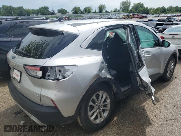 2020 Ford Escape SE z VIN 1FMCU0G61LUA83989, wystawiony jako Copart lot #53801744 z przebiegiem 42 894 mil mil oraz Nie do naprawy • Non repairable. Historia ofert i sprzedaży dostępna na DreamBid. Obrazek 3.