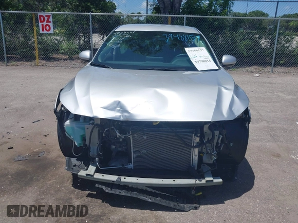 2021 Nissan Sentra SV with VIN 3N1AB8CV9MY261758, listed as a IAAI auction lot 39798014 with 43,035 mi miles and . Bid and sale history available at DreamBid. Image 13.