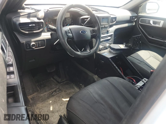 2021 Ford Police Interceptor Utility z VIN 1FM5K8AW8MNA12077, wystawiony jako Copart lot #53442315 z przebiegiem 89 128 mil mil oraz Szkoda całkowita • Salvage title. Historia ofert i sprzedaży dostępna na DreamBid. Obrazek 8.