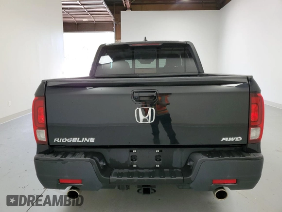 2022 Honda Ridgeline RTL with VIN 5FPYK3F52NB038976, listed as a Copart auction lot 57803425 with 33,897 mi miles and Non repairable. Bid and sale history available at DreamBid. Image 6.