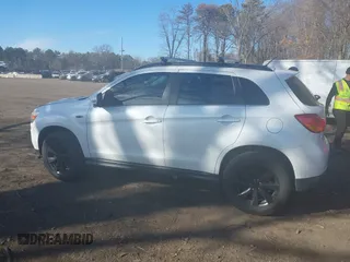 2015 Mitsubishi Outlander Sport 2.4 GT with VIN 4A4AR4AW2FE032859, listed as a IAAI auction lot 41688091 with 200,394 mi miles. Bid and sale history available at carsss.com. Image 14.