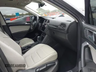 2019 Volkswagen Tiguan SEL Premium with VIN 3VV4B7AX9KM095580, listed as a IAAI auction lot 41915639 with 67,440 mi miles and . Bid and sale history available at DreamBid. Image 5.