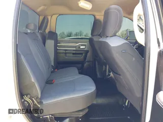 2019 Ram 2500 Big Horn with VIN 3C6UR5JJ6KG598077, listed as a IAAI auction lot 41852866 with 139,291 mi miles. Bid and sale history available at carsss.com. Image 8.
