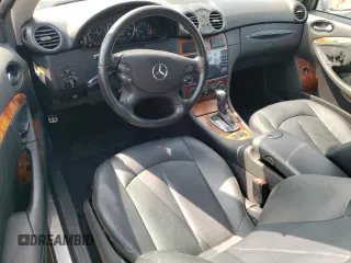 2005 Mercedes-Benz CLK 320 z VIN WDBTK65J75F144160, wystawiony jako Copart lot #62669544 z przebiegiem 85 390 mil mil oraz Czysty tytuł • Clean title. Historia ofert i sprzedaży dostępna na DreamBid. Obrazek 8.