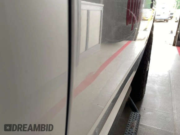 2015 Ram 2500 SLT with VIN 3C6UR5ML4FG582155, listed as a IAAI auction lot 42730160 with 280,655 mi miles and . Bid and sale history available at DreamBid. Image 49.
