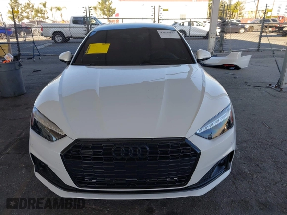 2023 Audi A5 Sportback Premium z VIN WAUABCF5XPA056452, wystawiony jako IAAI lot #41644537 z przebiegiem 14 918 mil mil oraz . Historia ofert i sprzedaży dostępna na DreamBid. Obrazek 13.