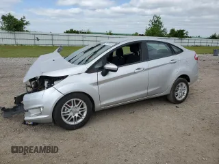 2019 Ford Fiesta S z VIN 3FADP4AJ4KM101477, wystawiony jako Copart lot #52938065 z przebiegiem Nie podano mil oraz Szkoda całkowita • Salvage title. Historia ofert i sprzedaży dostępna na DreamBid. Obrazek 1.