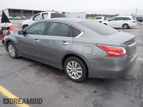 2015 Nissan Altima S z VIN 1N4AL3AP1FC586956, wystawiony jako IAAI lot #42340400 z przebiegiem 269 158 mil mil oraz . Historia ofert i sprzedaży dostępna na DreamBid. Obrazek 3.