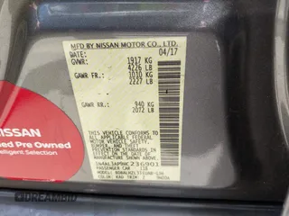 2017 Nissan Altima S z VIN 1N4AL3AP9HC236901, wystawiony jako IAAI lot #42275150 z przebiegiem 136 230 mil mil oraz . Historia ofert i sprzedaży dostępna na DreamBid. Obrazek 9.