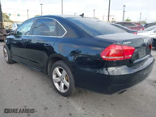 2015 Volkswagen Passat 1.8T Wolfsburg Ed with VIN 1VWAT7A30FC092809, listed as a IAAI auction lot 41728191 with NaN miles. Bid and sale history available at carsss.com. Image 3.