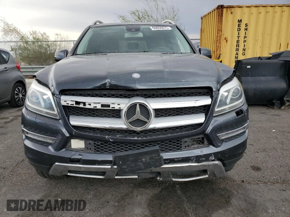 2014 Mercedes-Benz GL 450 z VIN 4JGDF7CE3EA402706, wystawiony jako Copart lot #59056875 z przebiegiem 131 460 mil mil oraz Szkoda całkowita • Salvage title. Historia ofert i sprzedaży dostępna na DreamBid. Obrazek 5.