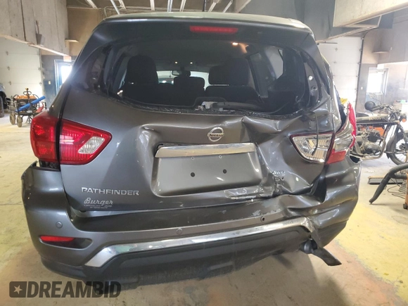 2017 Nissan Pathfinder SV z VIN 5N1DR2MM7HC648330, wystawiony jako Copart lot #52163045 z przebiegiem 138 602 mil mil oraz Szkoda całkowita • Salvage title. Historia ofert i sprzedaży dostępna na DreamBid. Obrazek 6.