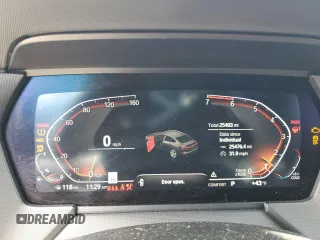 2022 BMW 2 Series 228i xDrive z VIN WBA73AK01N7L23445, wystawiony jako Copart lot #47746645 z przebiegiem 25 483 mil mil oraz Szkoda całkowita • Salvage title. Historia ofert i sprzedaży dostępna na DreamBid. Obrazek 9.