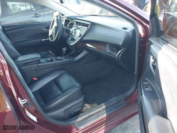 2013 Toyota Avalon XLE with VIN 4T1BK1EB9DU011222, listed as a IAAI auction lot 41207092 with 154,327 mi miles. Bid and sale history available at carsss.com. Image 5.