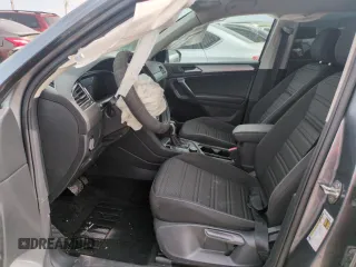 2024 Volkswagen Tiguan S with VIN 3VVFB7AXXRM109652, listed as a Copart auction lot 58813325 with 18,850 mi miles and Salvage title. Bid and sale history available at DreamBid. Image 7.