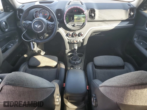 2017 MINI Countryman Cooper S с VIN WMZYT3C35H3D97686, выставлен на аукционе Copart как лот 42800275 с пробегом 88 528 миль миль и Списание • Salvage title. История ставок и продаж доступна на DreamBid. Изображение 8.
