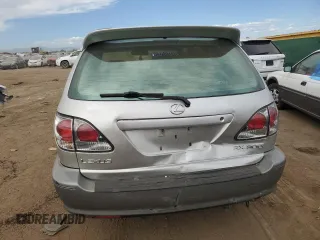 2001 Lexus RX 300 with VIN JTJHF10U110211636, listed as a Copart auction lot 72591034 with 178,985 mi miles and Salvage Title. Bid and sale history available at carsss.com. Image 6.