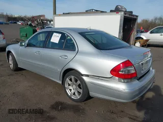 2008 Mercedes-Benz E 350 Luxury with VIN WDBUF87X58B338817, listed as a IAAI auction lot 42092896 with 164,254 mi miles and . Bid and sale history available at carsss.com. Image 3.