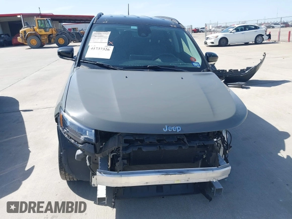2022 Jeep Compass Limited z VIN 3C4NJDCB5NT136643, wystawiony jako IAAI lot #41737326 z przebiegiem 24 806 mil mil oraz . Historia ofert i sprzedaży dostępna na DreamBid. Obrazek 13.