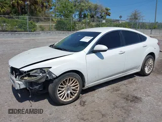 2011 Mazda Mazda6 i Sport with VIN 1YVHZ8BH0B5M14003, listed as a IAAI auction lot 41850943 with 177,325 mi miles. Bid and sale history available at carsss.com. Image 17.