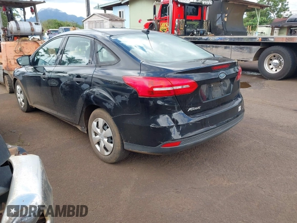 2018 Ford Focus S with VIN 1FADP3E22JL313646, listed as a IAAI auction lot 41903662 with 37,244 mi miles. Bid and sale history available at carsss.com. Image 3.