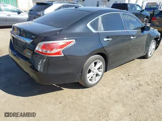 2013 Nissan Altima 2.5 SL with VIN 1N4AL3AP0DN414967, listed as a IAAI auction lot 41894824 with 103,801 mi miles. Bid and sale history available at carsss.com. Image 4.