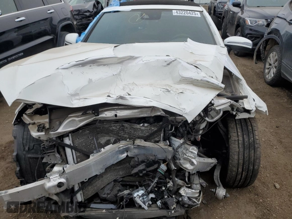 2018 Mercedes-Benz C 300 with VIN WDDWK4JBXJF608978, listed as a Copart auction lot 43220425 with 67,144 mi miles and Salvage title. Bid and sale history available at DreamBid. Image 5.