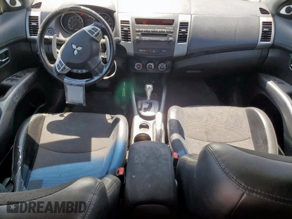 2011 Mitsubishi Outlander SE with VIN JA4AS3AW4BU036458, listed as a Copart auction lot 56501535 with 218,646 mi miles and Salvage title. Bid and sale history available at DreamBid. Image 8.