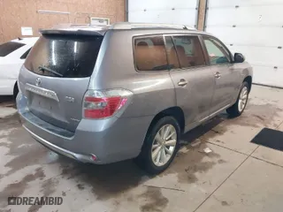 2009 Toyota Highlander Hybrid Limited with VIN JTEEW44A292032380, listed as a IAAI auction lot 41548361 with 253,079 mi miles. Bid and sale history available at carsss.com. Image 4.