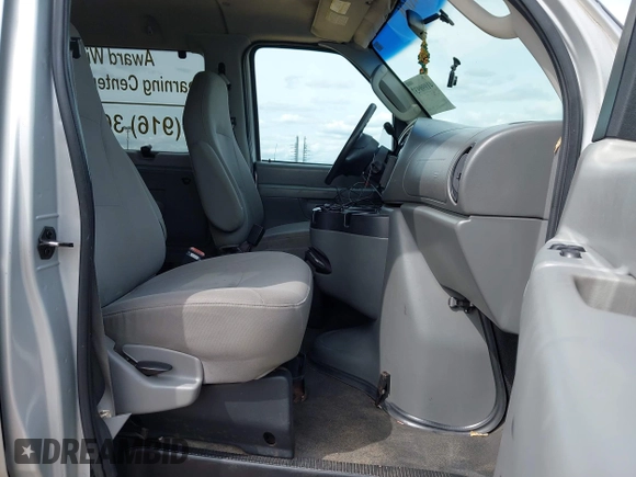 2006 Ford Econoline Passenger XL with VIN 1FMRE11W66HA04920, listed as a IAAI auction lot 41990937 with 97,049 mi miles and . Bid and sale history available at DreamBid. Image 5.