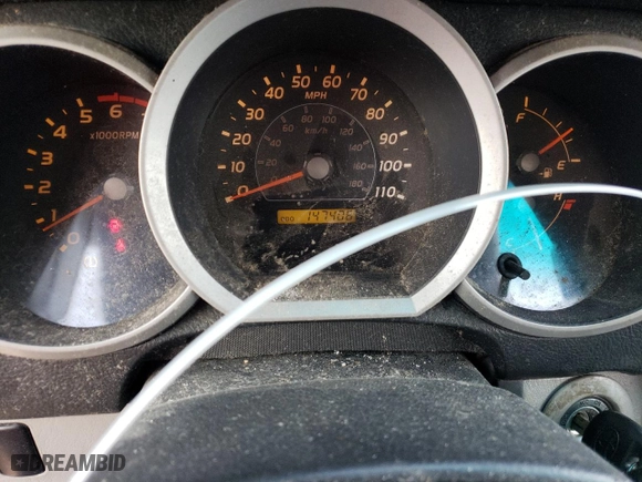 2006 Toyota 4Runner SR5 with VIN JTEZU14R660067569, listed as a Copart auction lot 48249485 with 147,406 mi miles and Salvage Title. Bid and sale history available at carsss.com. Image 9.
