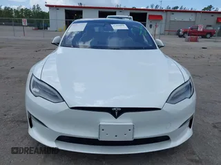 2021 Tesla Model S Plaid с VIN 5YJSA1E67MF436814, выставлен на аукционе IAAI как лот 42499058 с пробегом 21 401 миль миль и . История ставок и продаж доступна на DreamBid. Изображение 13.