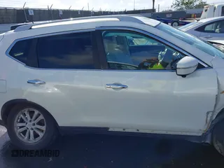 2014 Nissan Rogue SL with VIN 5N1AT2MV5EC815518, listed as a IAAI auction lot 41538697 with 1 mi miles. Bid and sale history available at carsss.com. Image 14.