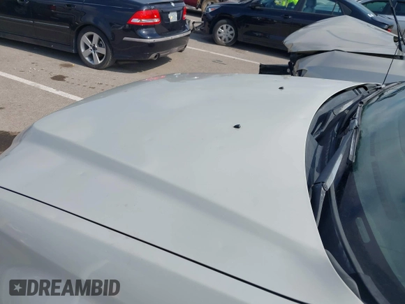2008 Ford Escape XLT with VIN 1FMCU03178KA76736, listed as a IAAI auction lot 42672474 with 218,472 mi miles and . Bid and sale history available at DreamBid. Image 6.
