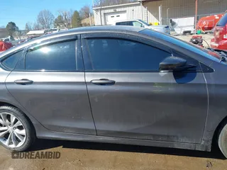 2015 Chrysler 200 S with VIN 1C3CCCBB2FN655751, listed as a IAAI auction lot 41711262 with 106,073 mi miles and . Bid and sale history available at carsss.com. Image 13.
