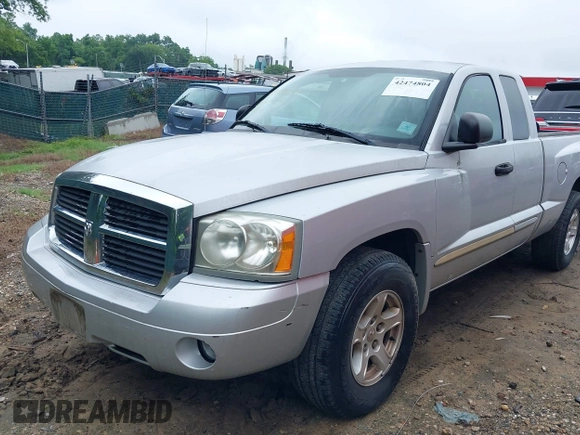 2005 Dodge Dakota SLT с VIN 1D7HW42N85S163868, выставлен на аукционе IAAI как лот 42474804 с пробегом 92 299 миль миль и . История ставок и продаж доступна на DreamBid. Изображение 6.