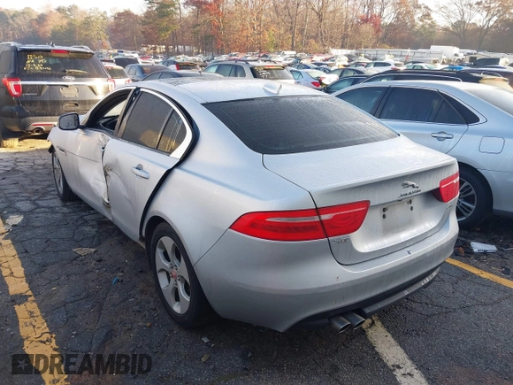 2018 Jaguar XE with VIN SAJAR4FN0JCP33509, listed as a IAAI auction lot 41105100 with 74,603 mi miles and . Bid and sale history available at DreamBid. Image 3.