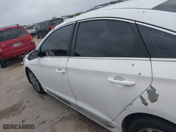 2016 Hyundai Sonata 2.4L Sport with VIN 5NPE34AF0GH342889, listed as a IAAI auction lot 41960631 with 198,541 mi miles. Bid and sale history available at carsss.com. Image 14.