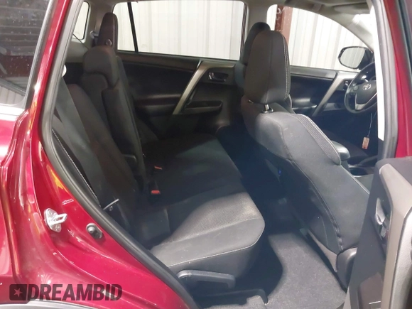 2018 Toyota RAV4 XLE with VIN 2T3WFREV7JW511624, listed as a IAAI auction lot 42618538 with 62,681 mi miles and . Bid and sale history available at DreamBid. Image 8.