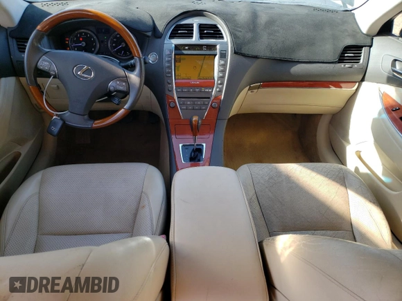 2010 Lexus ES 330 z VIN JTHBK1EG7A2402648, wystawiony jako Copart lot #56504325 z przebiegiem 101 672 mil mil oraz Szkoda całkowita • Salvage title. Historia ofert i sprzedaży dostępna na DreamBid. Obrazek 8.