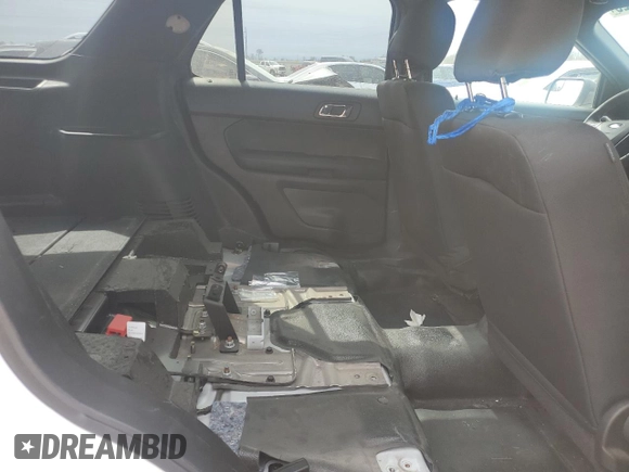 2017 Ford Police Interceptor Utility с VIN 1FM5K8AT5HGE29804, выставлен на аукционе Copart как лот 47128825 с пробегом 77 485 миль миль и Списание • Salvage title. История ставок и продаж доступна на DreamBid. Изображение 11.