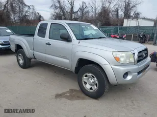 2006 Toyota Tacoma with VIN 5TEUX42N46Z197762, listed as a IAAI auction lot 41660903 with 182,443 mi miles. Bid and sale history available at carsss.com. Image 1.