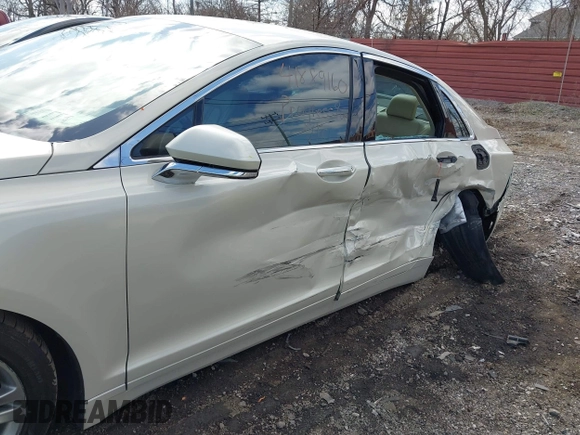 2015 Lincoln MKZ with VIN 3LN6L2G94FR602163, listed as a IAAI auction lot 41889160 with 89,909 mi miles and . Bid and sale history available at DreamBid. Image 6.