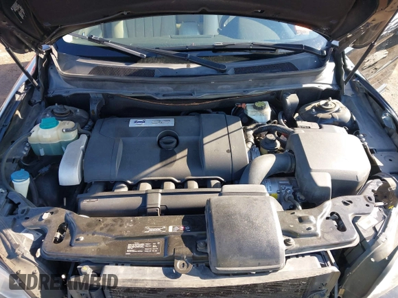 2014 Volvo XC90 with VIN YV4952CY5E1693992, listed as a IAAI auction lot 41216283 with 171,825 mi miles. Bid and sale history available at carsss.com. Image 10.