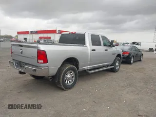 2015 Ram 2500 Tradesman z VIN 3C6UR5CL7FG557414, wystawiony jako IAAI lot #41829862 z przebiegiem 106 106 mil mil oraz . Historia ofert i sprzedaży dostępna na DreamBid. Obrazek 4.