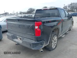 2020 Chevrolet Silverado 1500 Custom with VIN 3GCPWBEH0LG399936, listed as a IAAI auction lot 41586221 with 123,715 mi miles. Bid and sale history available at carsss.com. Image 4.